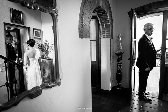 Matrimonio Civile a Pavia nella chiesetta del comune. Pranzo intimo al ristorante Osteria del Collegio.