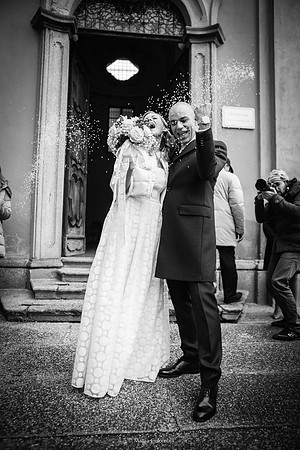 Matrimonio Civile nella chiesatta del comune di Pavia - Ricevimento e Cena al Ristorante Bardelli.