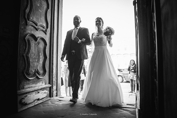 Matrimonio Civile nella chiesetta del Comune di Pavia, Ricevimento Agriturismo Boccapane.