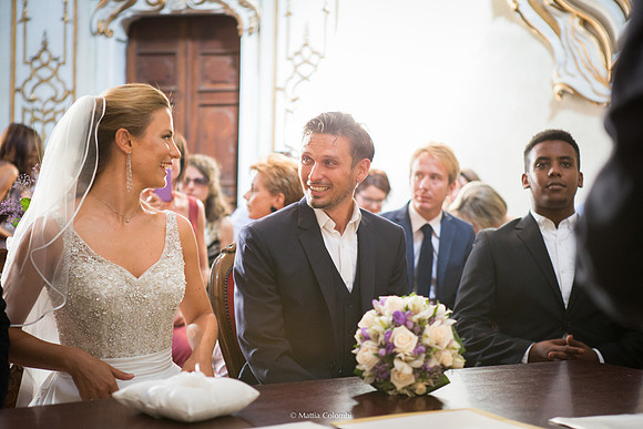 Matrimonio Civile nella chiesetta del Comune di Pavia, Ricevimento Agriturismo Boccapane.