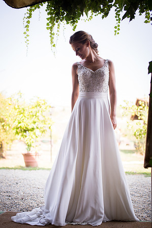 Matrimonio Civile nella chiesetta del Comune di Pavia, Ricevimento Agriturismo Boccapane.