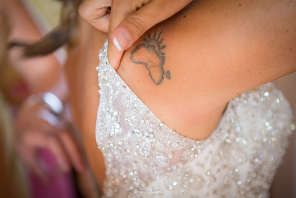 Matrimonio Civile nella chiesetta del Comune di Pavia, Ricevimento Agriturismo Boccapane.
