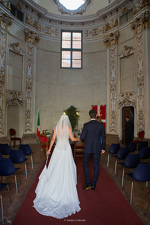 Matrimonio Civile nella chiesetta del Comune di Pavia, Ricevimento Agriturismo Boccapane.