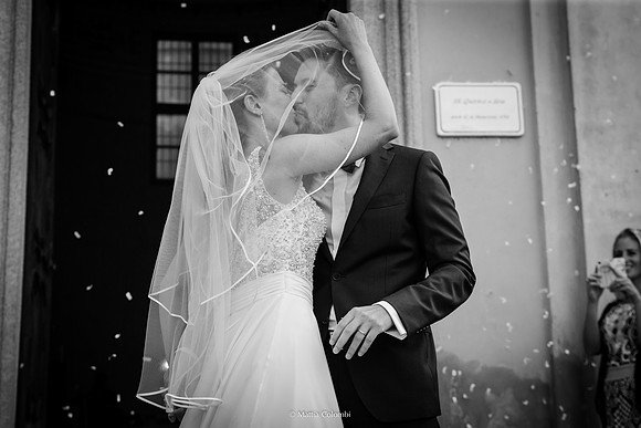 Matrimonio Civile nella chiesetta del Comune di Pavia, Ricevimento Agriturismo Boccapane.