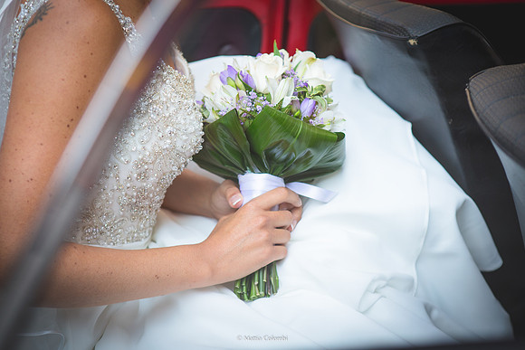 Matrimonio Civile nella chiesetta del Comune di Pavia, Ricevimento Agriturismo Boccapane.