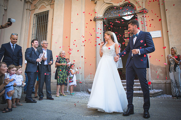 Matrimonio Civile nella chiesetta del Comune di Pavia, Ricevimento Agriturismo Boccapane.
